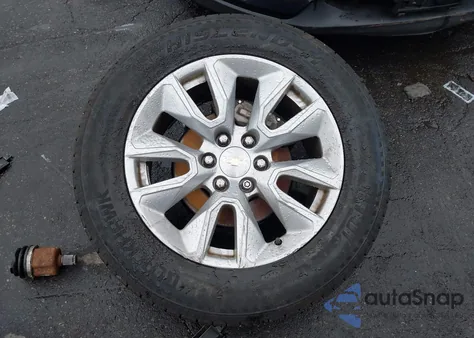 2020 Chevrolet Silverado 1500 4Wd Short Bed Custom from USA, damaged, VIN 3GCPYBEK4LG138427